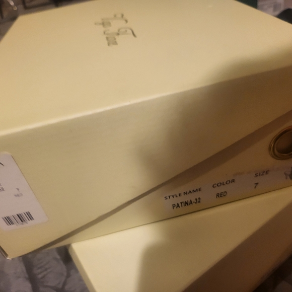 Beautiful shoes size 7 - Picture 5 of 5